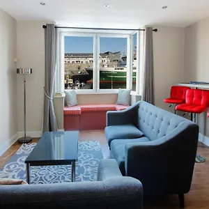 Executive Harbour Suites A Galway